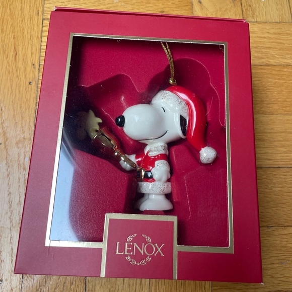NEW 2023 Lenox Snoopy & Woodstock Ringing Bell Christmas Ornament - Picture 5 of 6